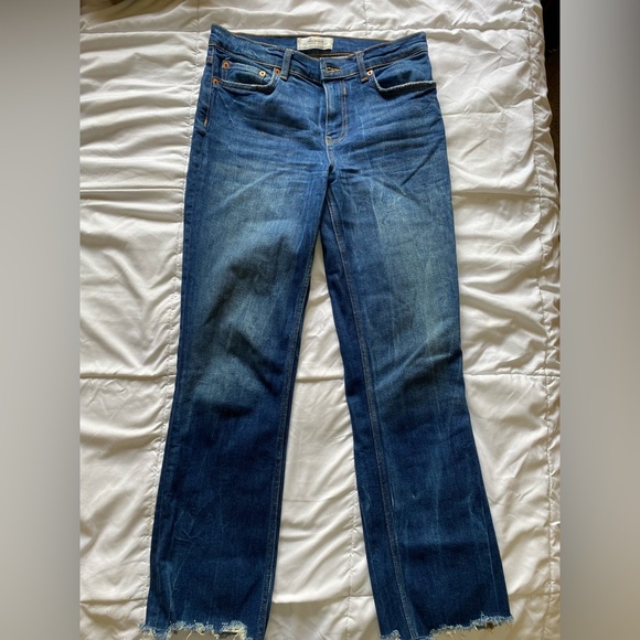 Zara Denim - Excellent condition! Zara jeans frayed ends!